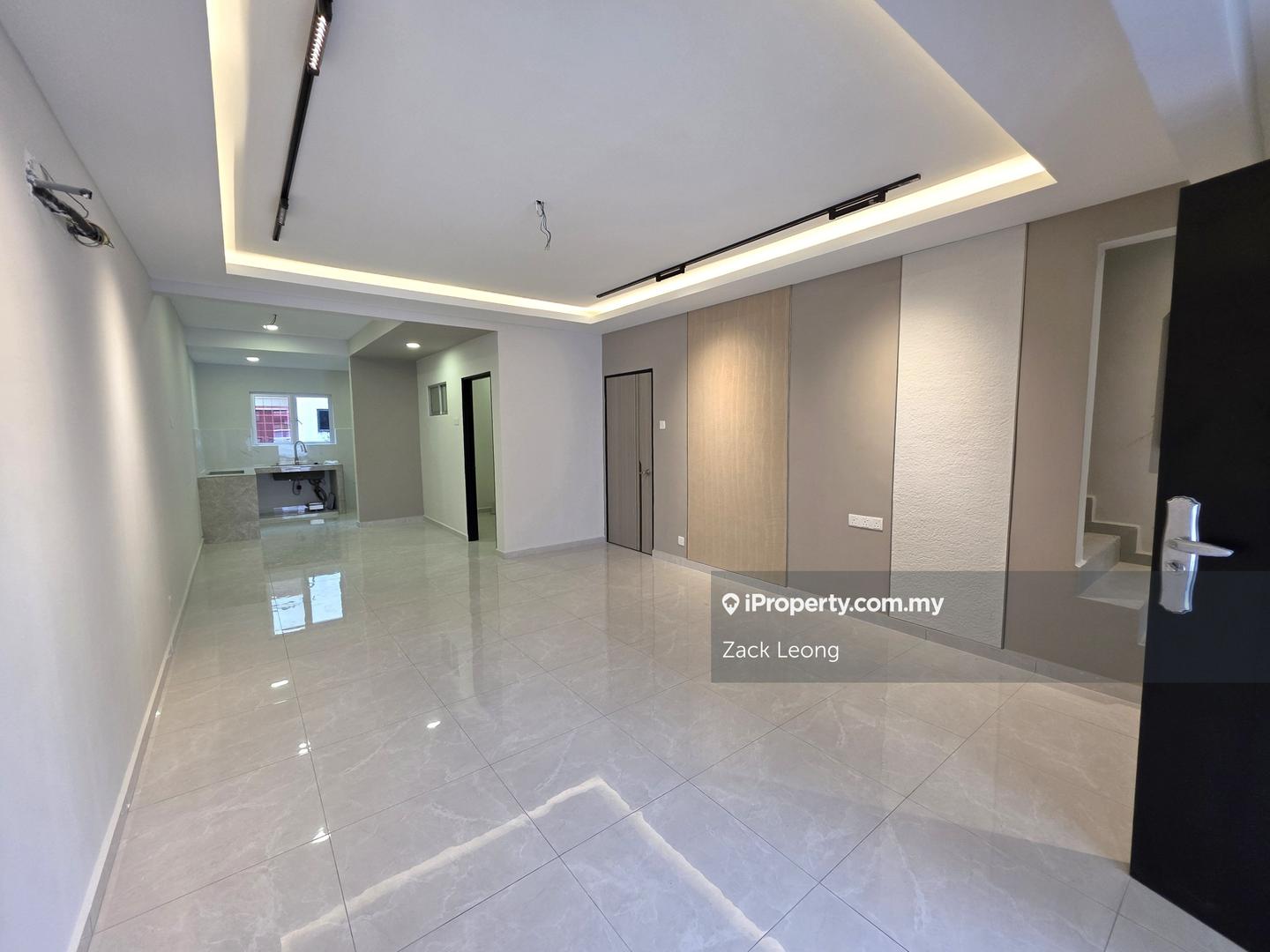 Rumah Berangkai 2 Tingkat untuk Dijual di TAMAN PUCHONG UTAMA, Puchong oleh Zack Leong - iProperty.com.my
