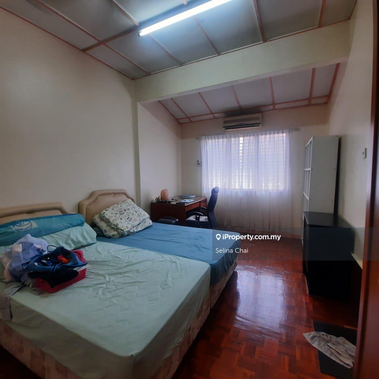 Rumah Berangkai 2 Tingkat untuk Dijual di Usj 13, Subang Jaya oleh Selina Chai - iProperty.com.my