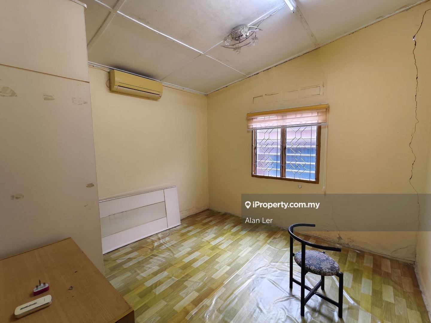 Rumah Berangkai 1 Tingkat untuk Dijual di Kampung Poh Chee Leng, Skudai oleh Alan Ler - iProperty.com.my
