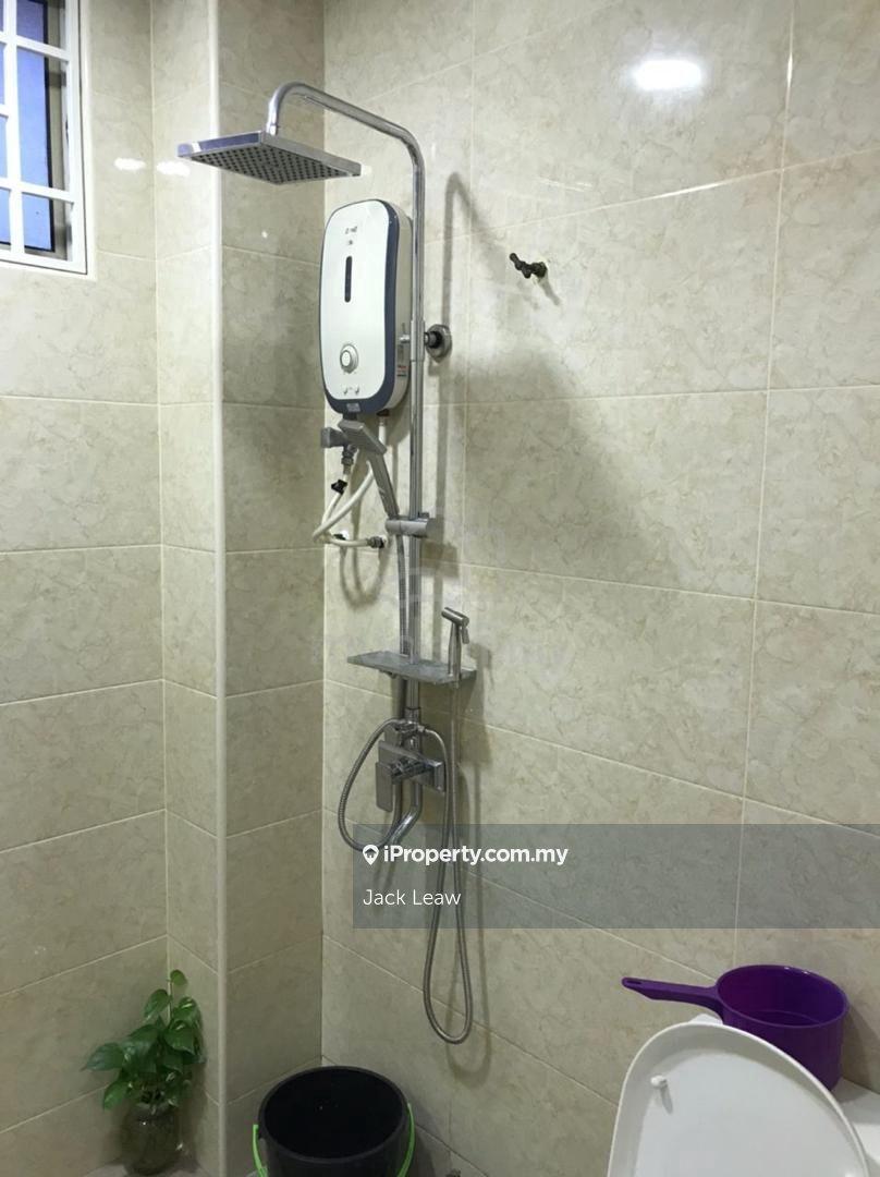 3-storey Terraced House for Sale in Subang Bestari, Shah Alam by Jack Leaw - iProperty.com.my