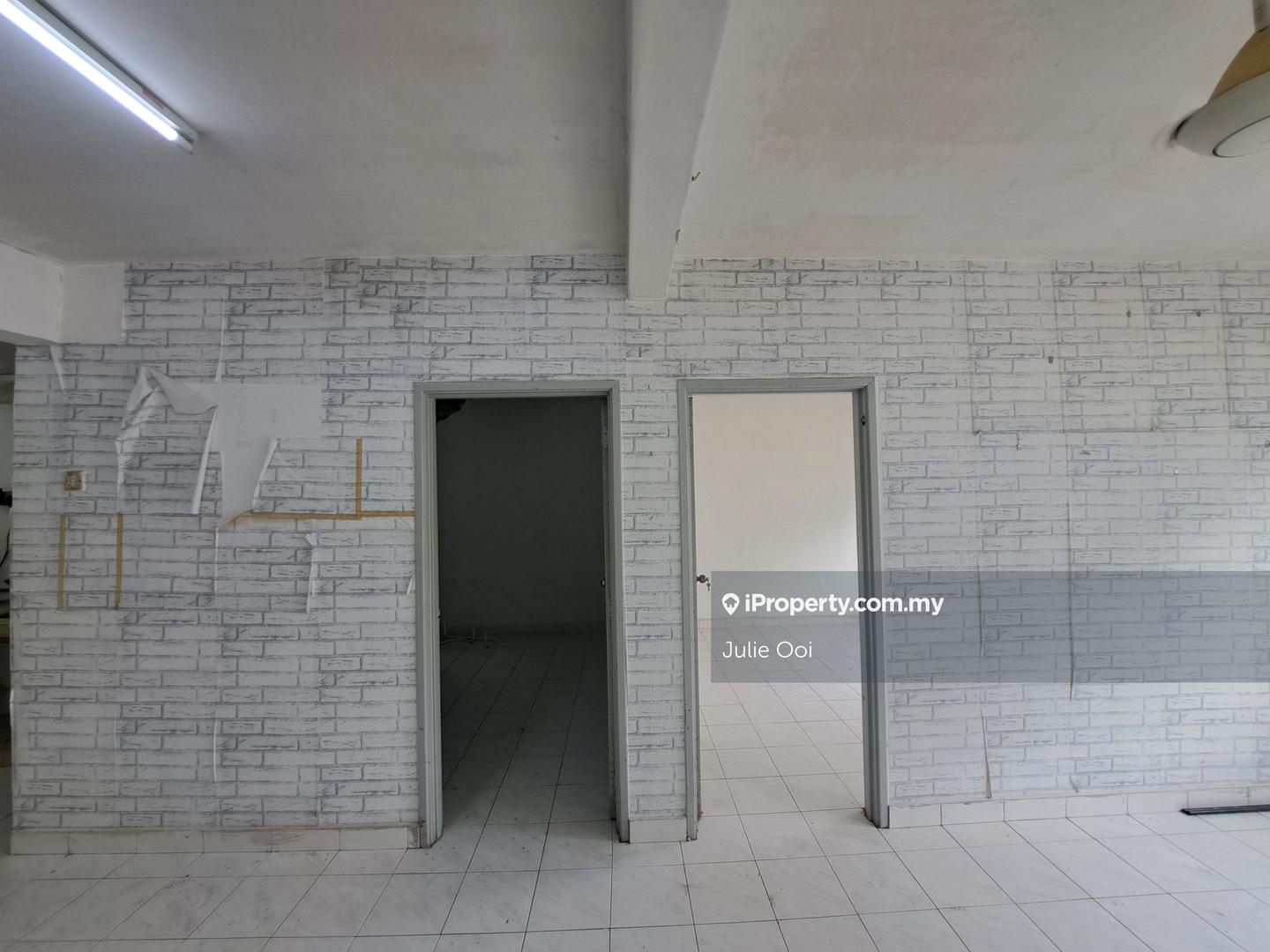 Apartment for Sale in Iris Apartment by Julie Ooi - iProperty.com.my