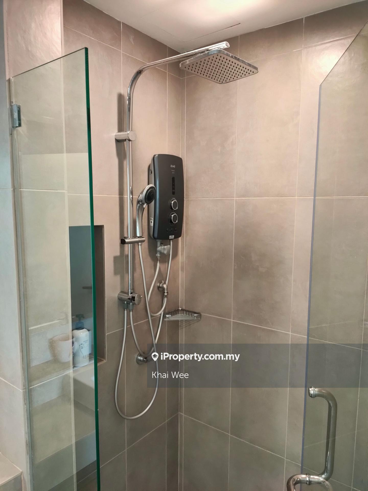 Service Residence for Rent in Timur Bay Seafront Residence by Khai Wee - iProperty.com.my