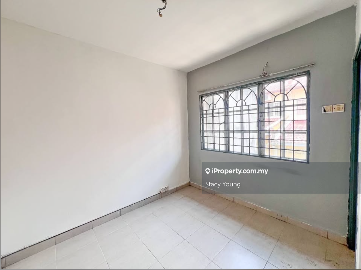 2-storey Terraced House for Sale in Bandar Tun Hussein Onn, Cheras by Stacy Young - iProperty.com.my
