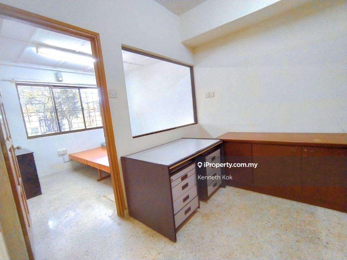 Rumah Berangkai 2 Tingkat untuk Dijual di SS18, Subang Jaya oleh Kenneth Kok - iProperty.com.my