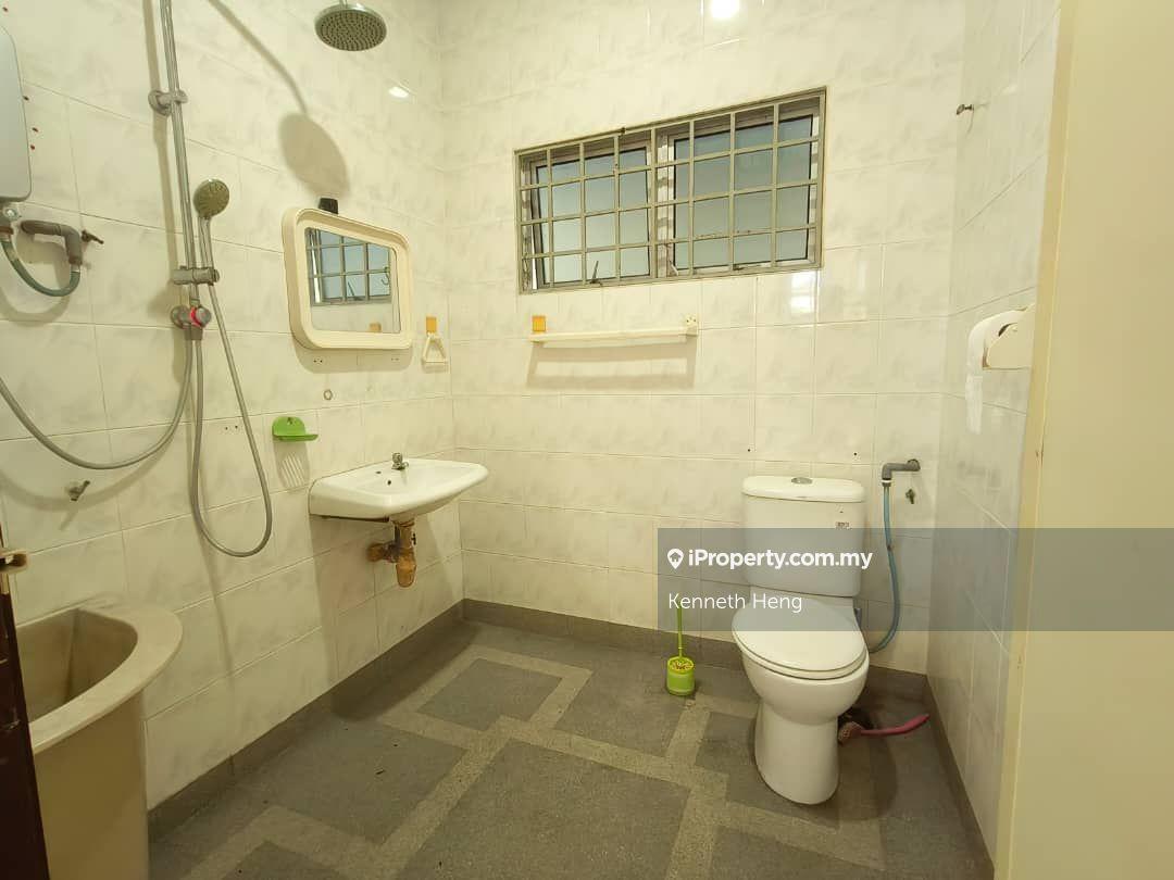 Bungalow House for Sale in New Green Park, Taman Lorong hijau, Pusar Bandar, Rawang by Kenneth Heng - iProperty.com.my