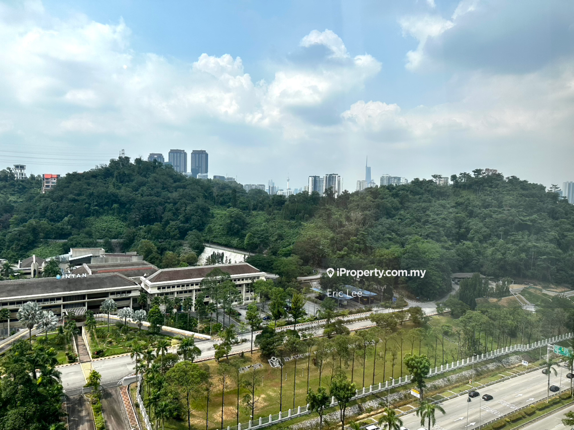 Service Residence for Sale in Senada Residence @ KLGCC Resort by Eric Lee - iProperty.com.my