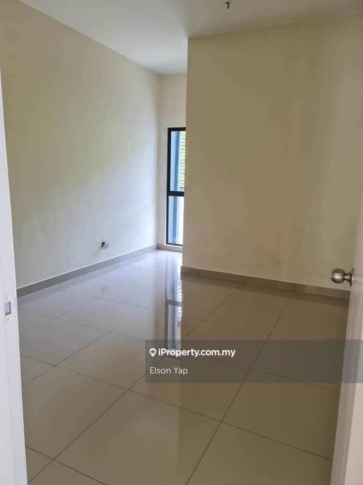 Rumah Berangkai 2 Tingkat untuk Dijual di Sutera Damansara, Damansara Damai oleh Elson Yap - iProperty.com.my