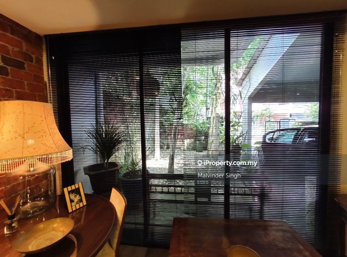 Rumah Berangkai 2.5 Tingkat untuk Dijual di Taman Dataran Ukay, Ulu Kelang oleh Mel Walia - iProperty.com.my