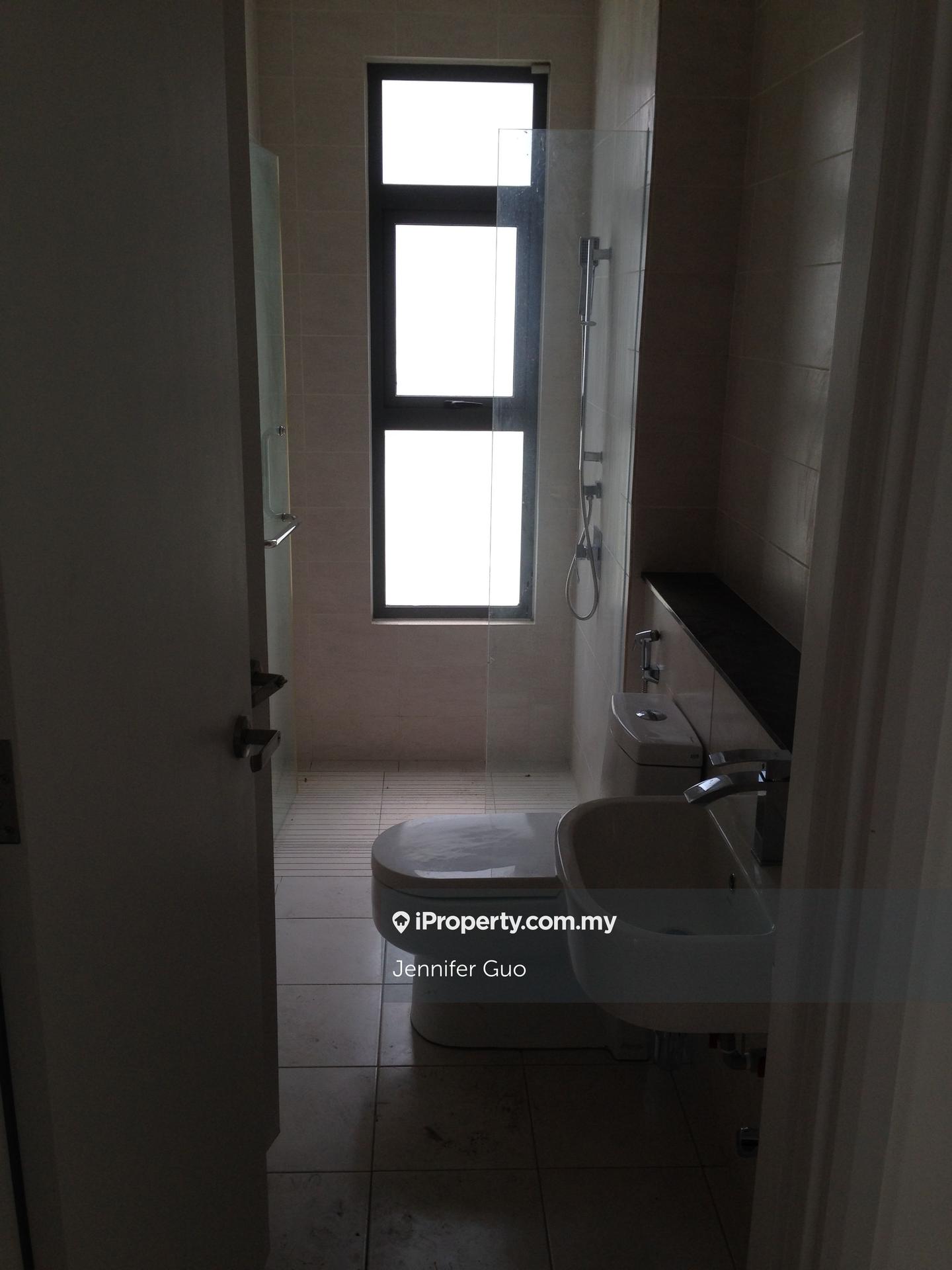 Rumah Berangkai 2 Tingkat untuk Dijual di Summerglades, Perdana Lakeview West, Cyberjaya oleh Jennifer Guo - iProperty.com.my