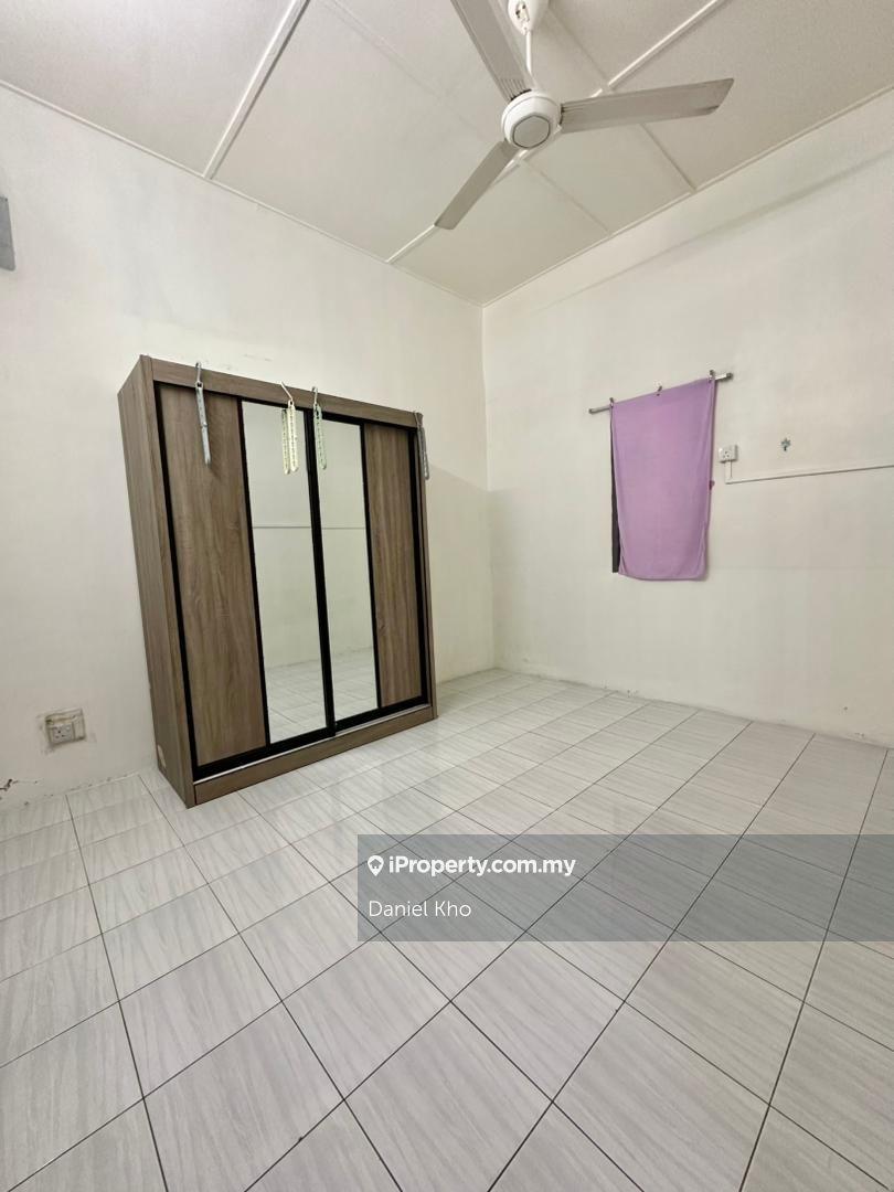 1-storey Terraced House for Sale in Bandar Baru Kuala Selangor, Kuala Selangor by Daniel Kho - iProperty.com.my