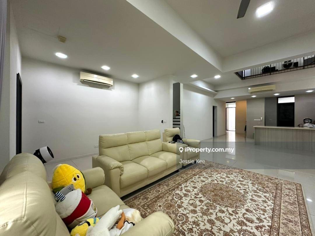 Rumah Berangkai 2 Tingkat untuk Dijual di Casaman, Desa Parkcity oleh Jessie Kee - iProperty.com.my