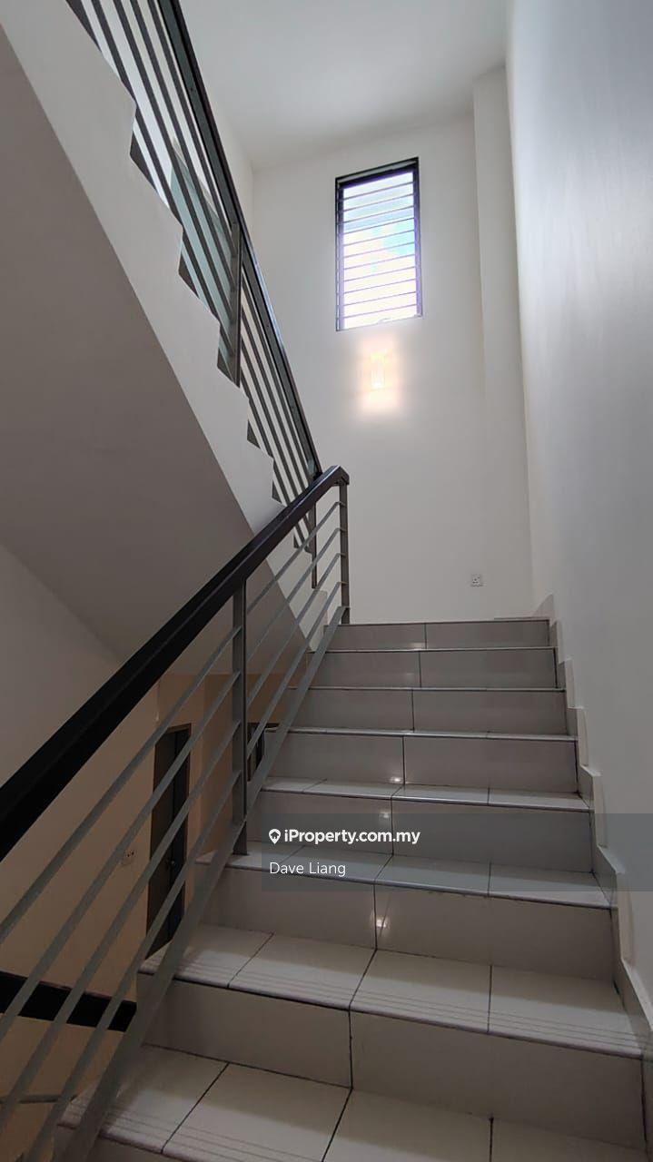 2.5-storey Terraced House for Sale in Taman Putra Impiana, Puchong by Dave Liang - iProperty.com.my