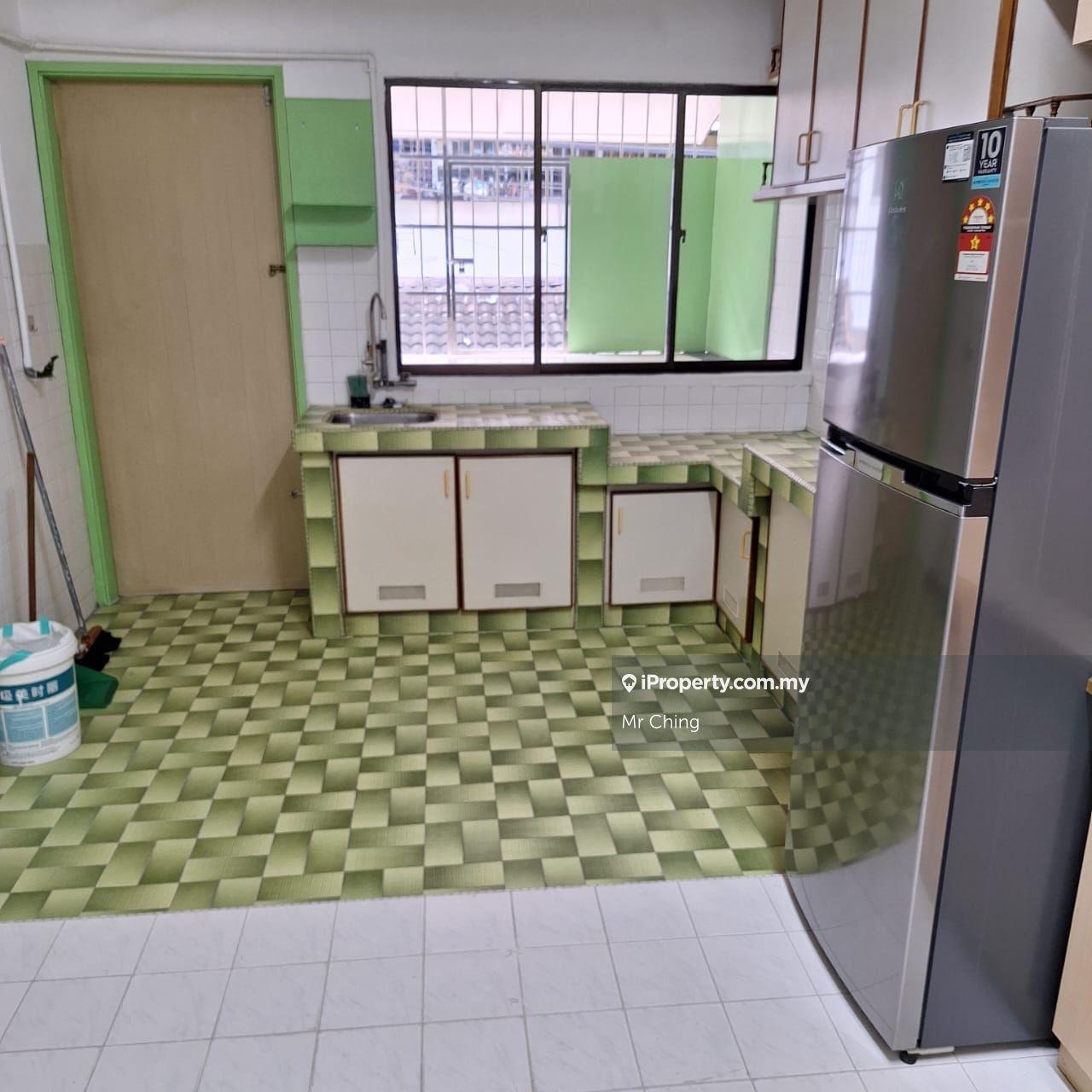 Townhouse for Rent in Taman Bukit Indah, Jalan Klang Lama (Old Klang Road) by Mr Ching - iProperty.com.my