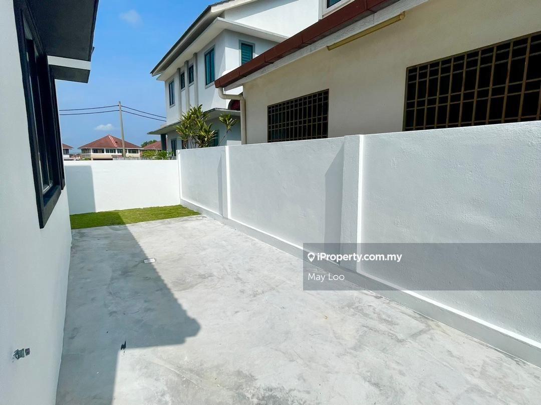 Semi-Detached House for Sale in Pulai Height, Ipoh by May Loo - iProperty.com.my