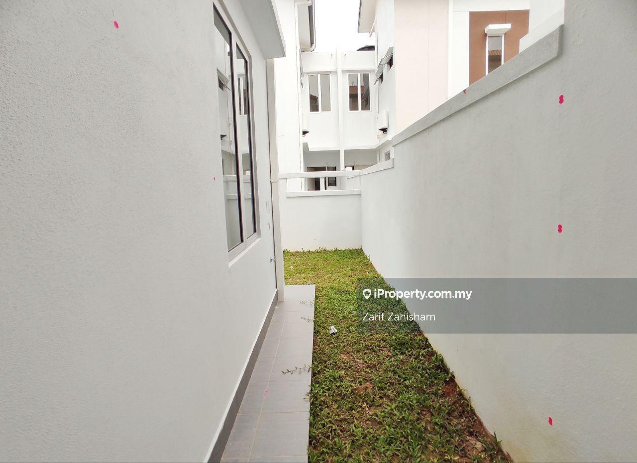 Rumah Berkembar untuk Dijual di Alam Sari, Bangi oleh Zarif Zahisham - iProperty.com.my