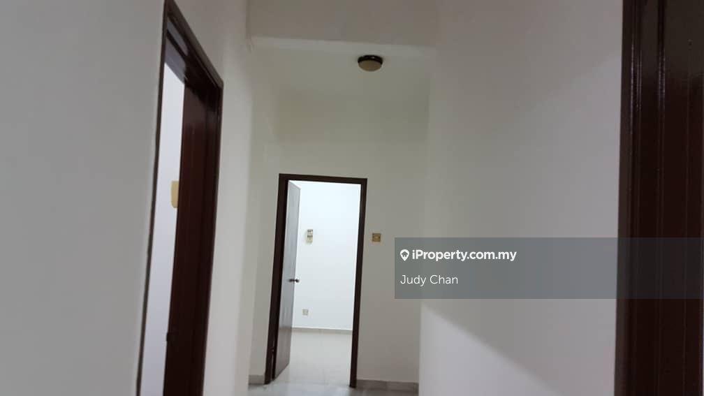 Pangsapuri untuk Dijual di Subang Perdana Goodyear Court 7 oleh Judy Chan - iProperty.com.my