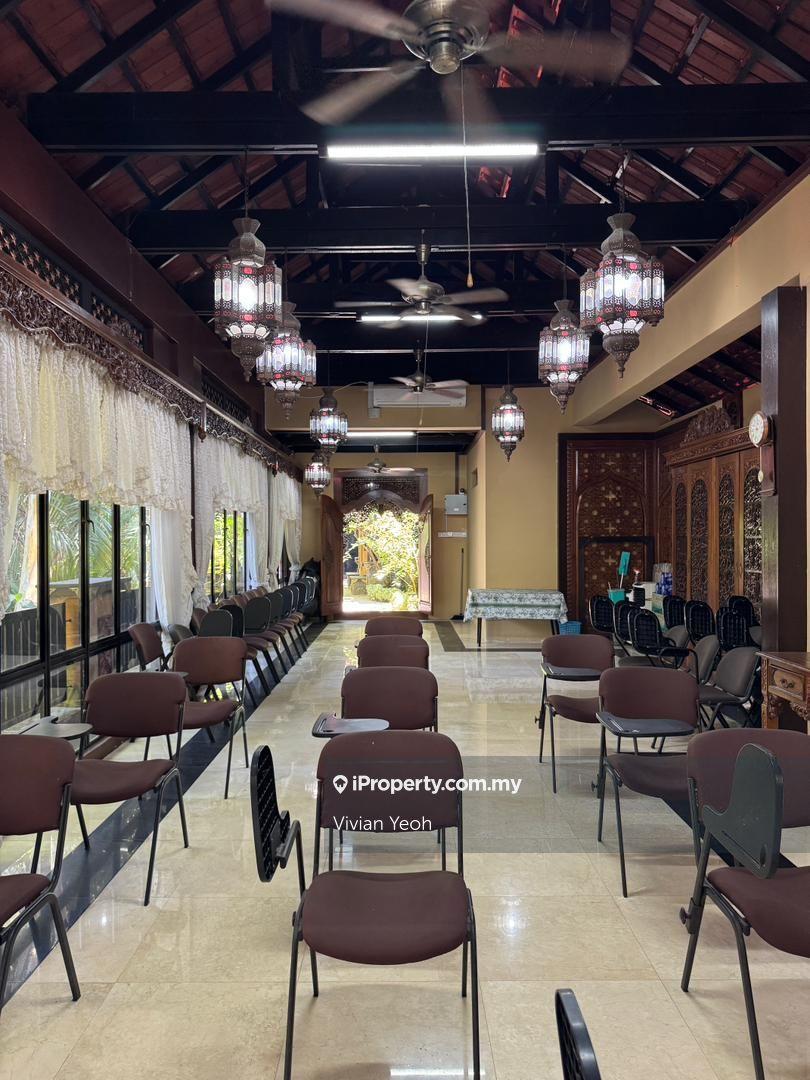 Bungalow House for Sale in Bukit Rahman Putra, Sungai Buloh by Vivian Yeoh - iProperty.com.my