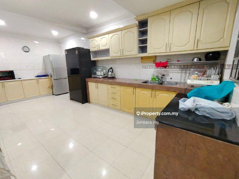 Rumah Berangkai 2 Tingkat untuk Dijual di Usj 23, Subang Jaya oleh Jeneace Ng - iProperty.com.my