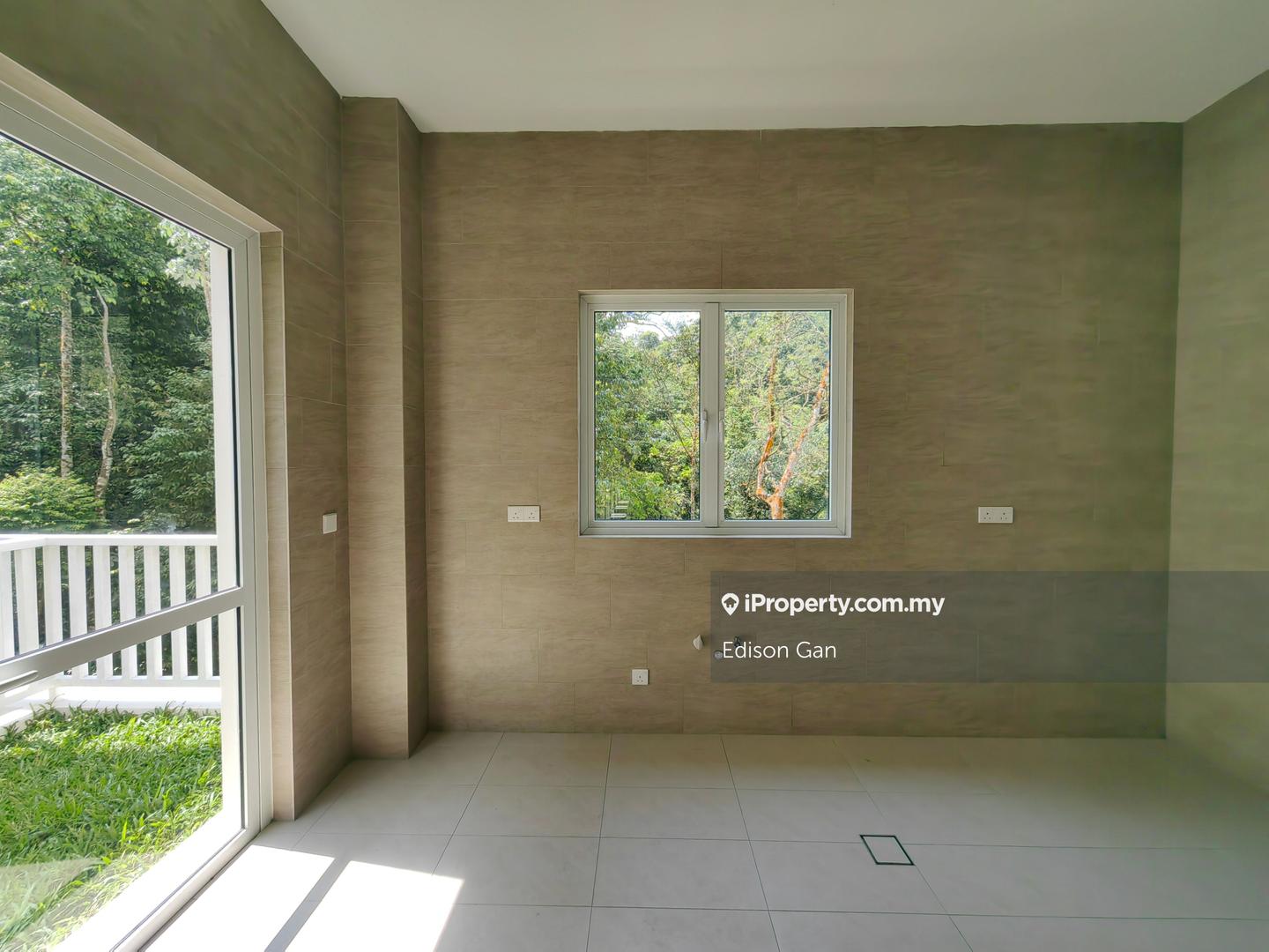 Rumah Berkembar untuk Dijual di Mont Kiara, Kuala Lumpur oleh Edison Gan - iProperty.com.my
