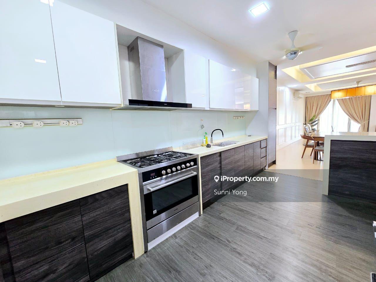 Rumah Berangkai 3 Tingkat untuk Dijual di Kinrara Residence, Puchong oleh Sunni Yong - iProperty.com.my