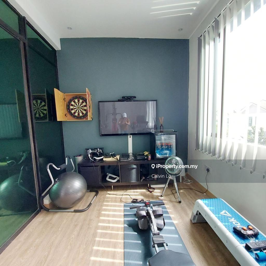 Rumah Berangkai 3 Tingkat untuk Dijual di Kinrara Residence, Puchong oleh Calvin Lo - iProperty.com.my