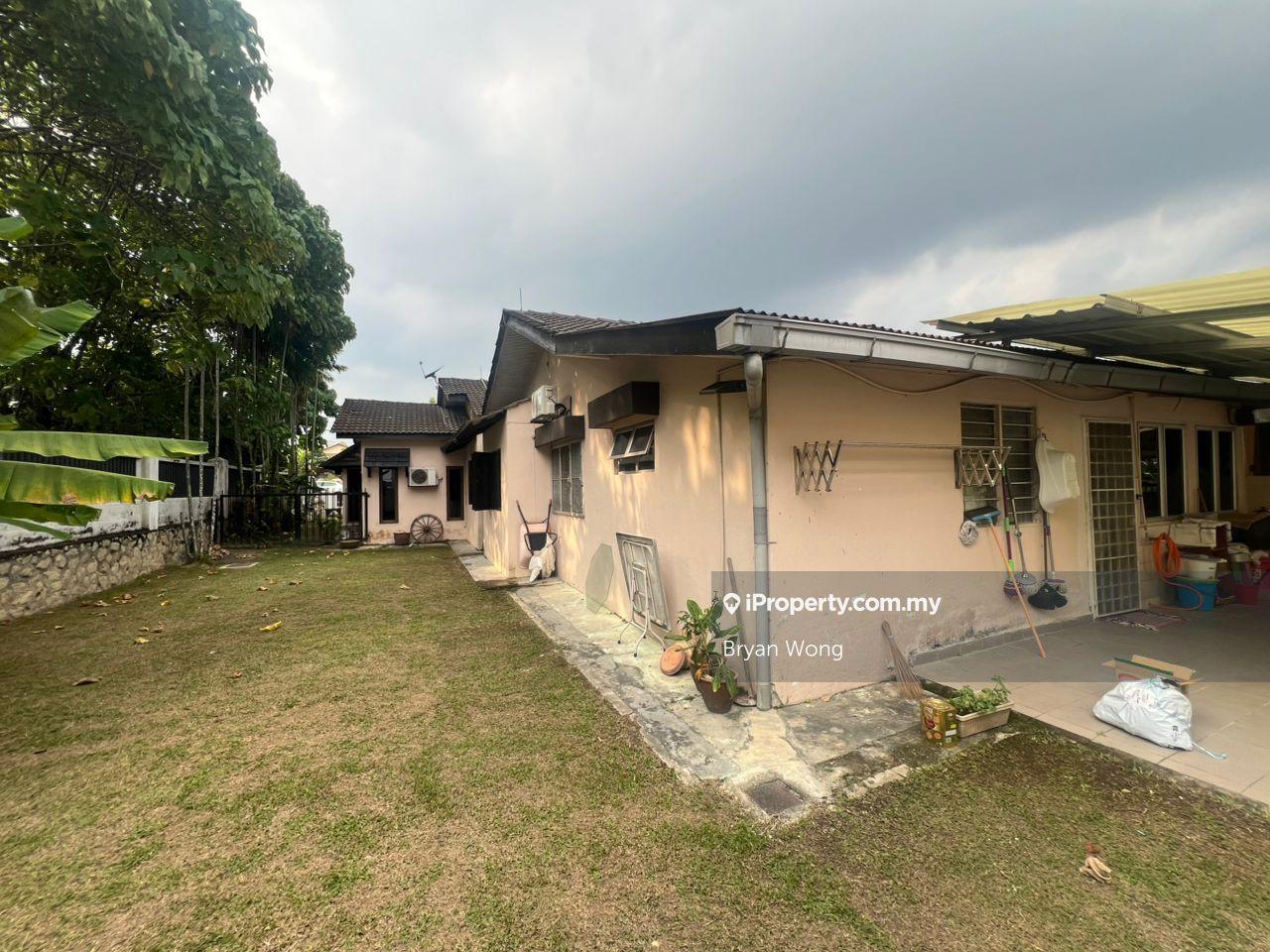 Rumah Berkembar untuk Dijual di Taman Dusun Jaya, Semenyih oleh Bryan Wong - iProperty.com.my