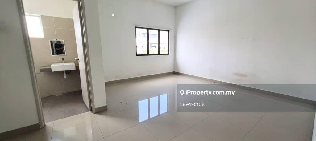 Rumah Berkembar untuk Dijual di Seri Residensi,Kapar. (Aman Perdana, Bukit Raja.), Klang oleh Lawrence - iProperty.com.my