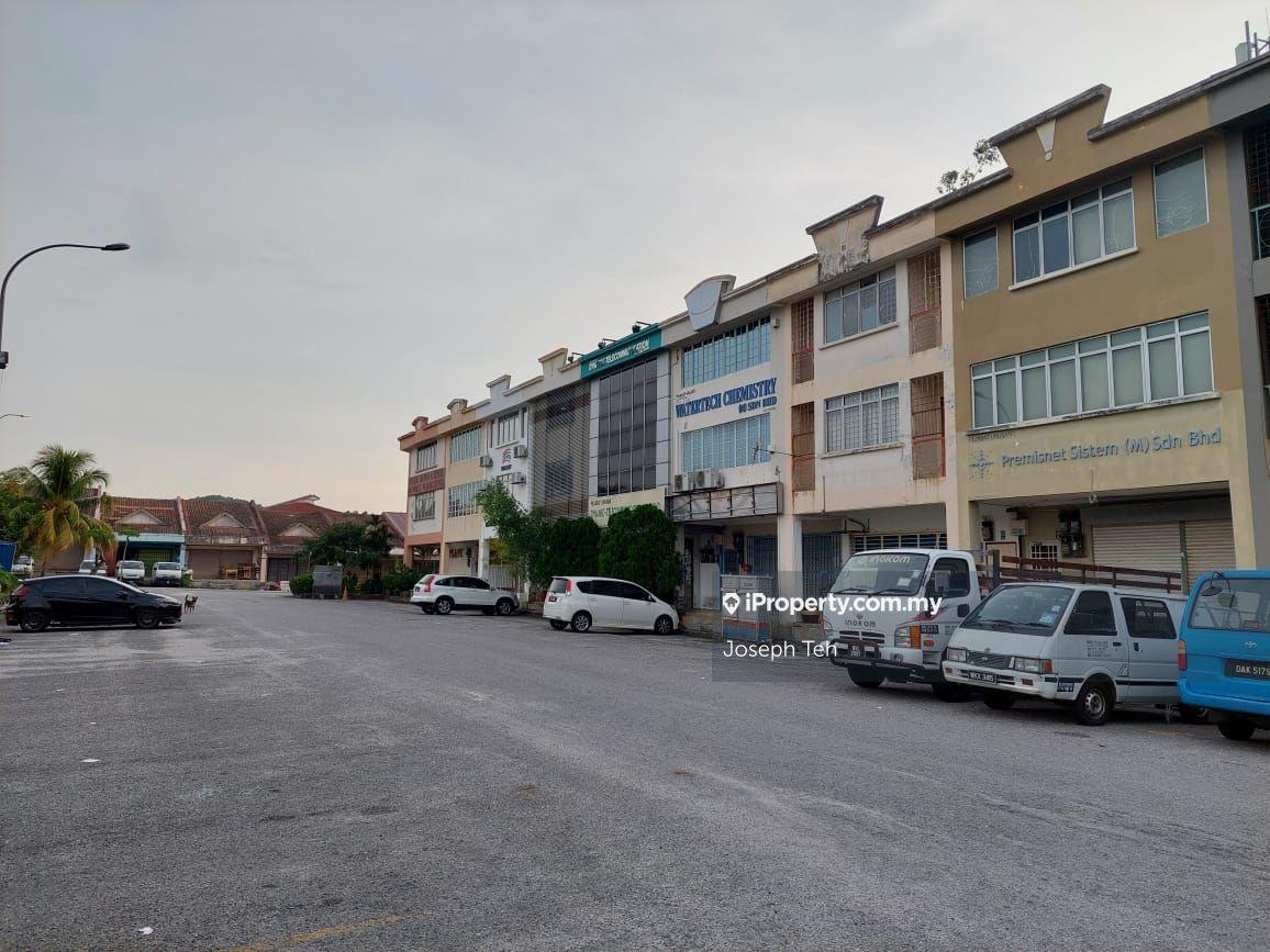 Shop-Office for Sale in Bukit Puchong Newtown, Puchong by Joseph Teh - iProperty.com.my