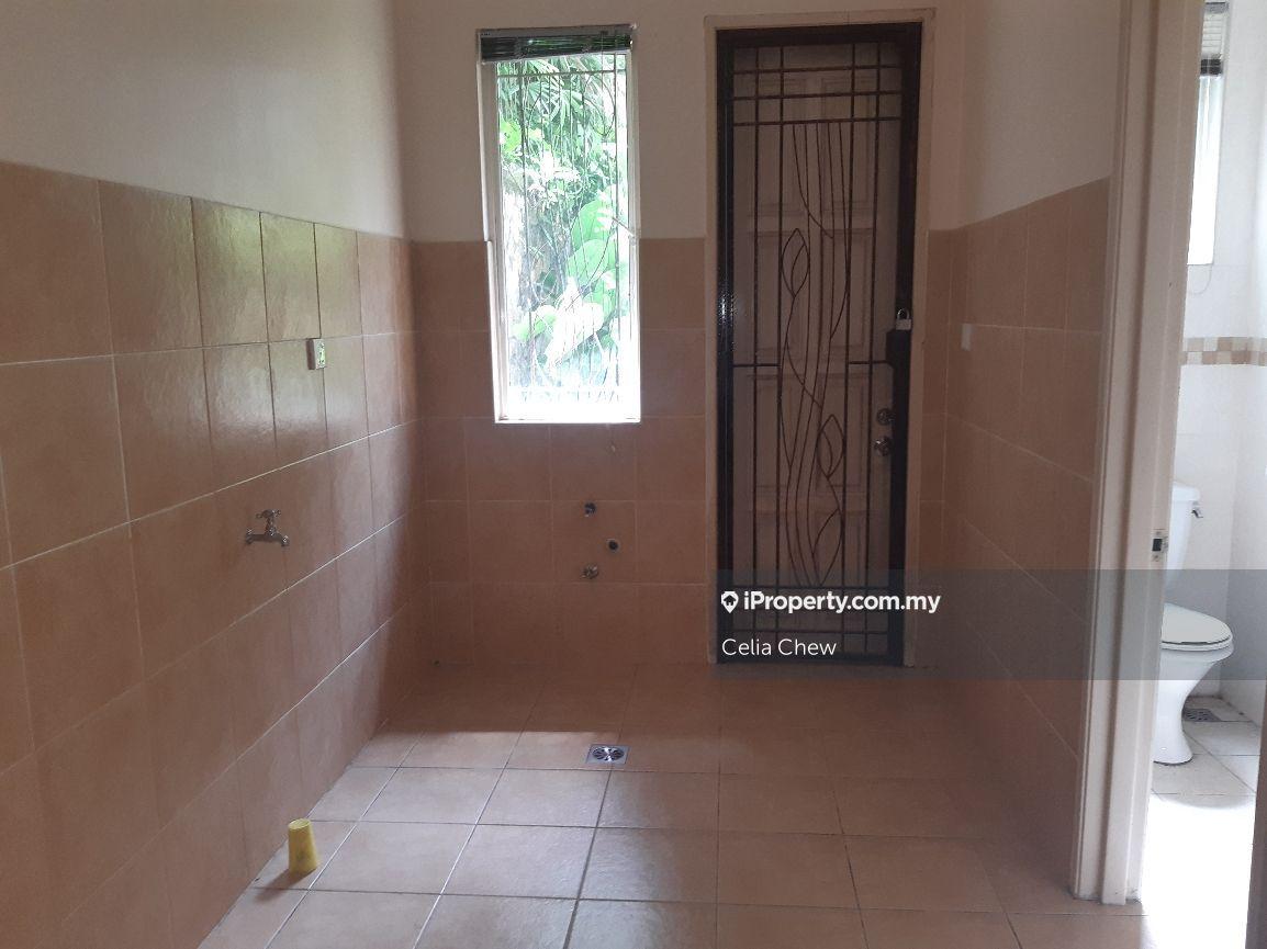 Semi-Detached House for Sale in Kota Damansara, Selangor by Celia Chew - iProperty.com.my