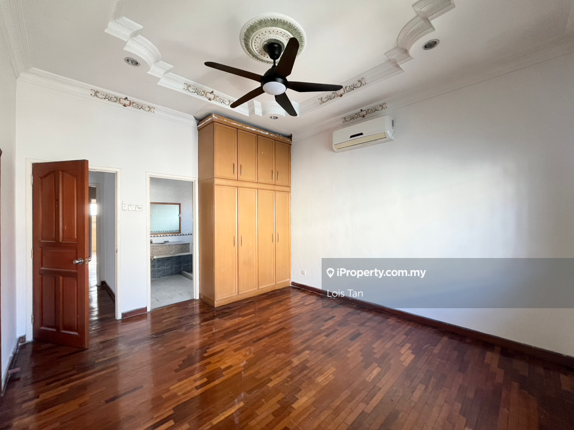 Bungalow House for Sale in Kota Kemuning, Shah Alam by Lois Tan - iProperty.com.my