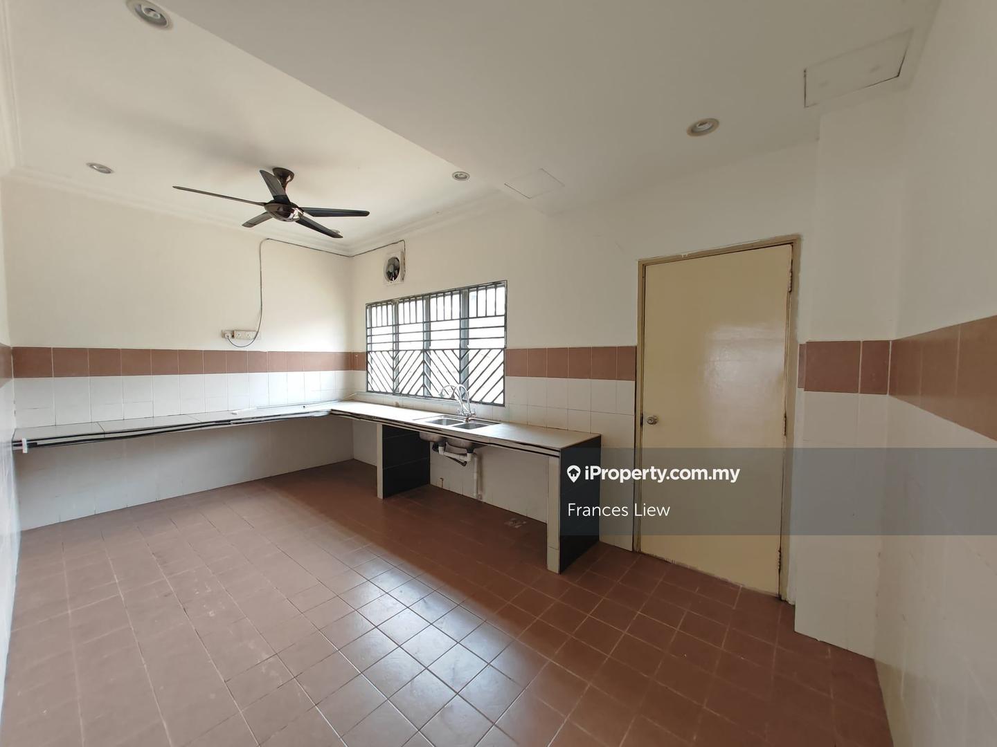 Rumah Berkembar untuk Dijual di Taman Puncak Jalil, Seri Kembangan oleh Frances Liew - iProperty.com.my