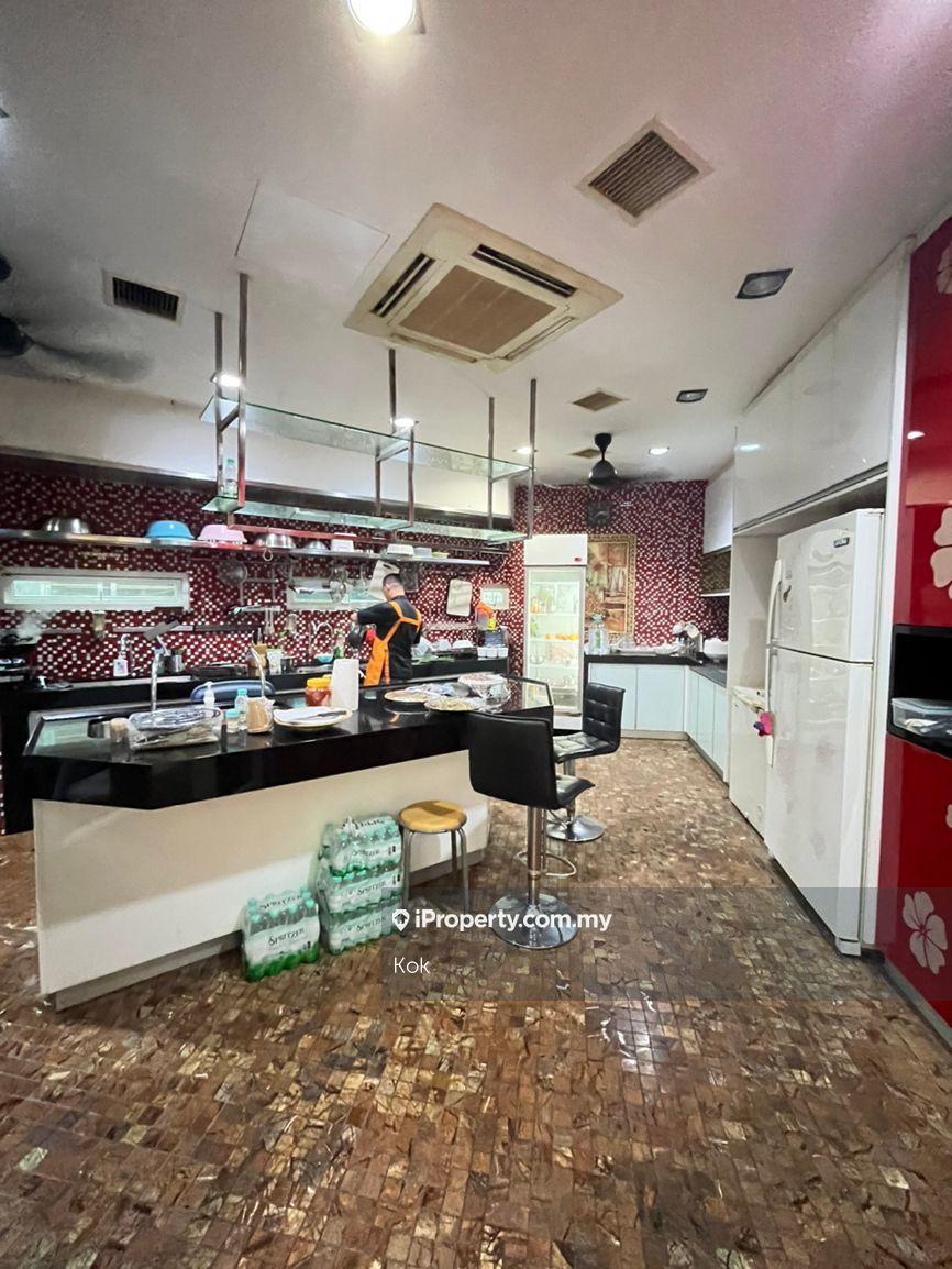 Bungalow House for Sale in Taman Paramount, Petaling Jaya by Kok - iProperty.com.my