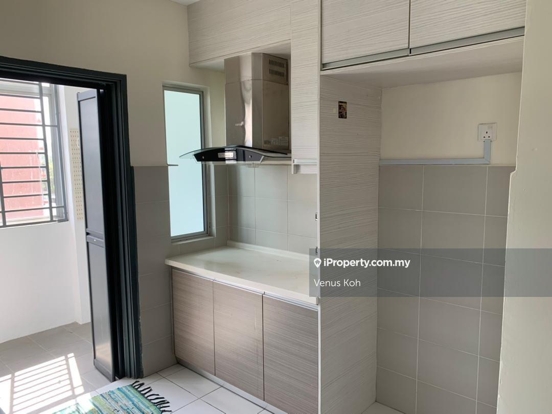 Pangsapuri untuk Dijual di Suria Residence oleh Venus Koh - iProperty.com.my