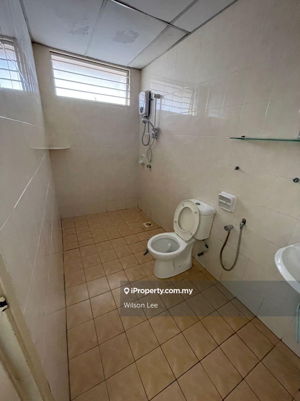 Rumah Bandar untuk Dijual di Villa Mas 1 Townhouse, Jalan Kuching oleh Wilson Lee - iProperty.com.my