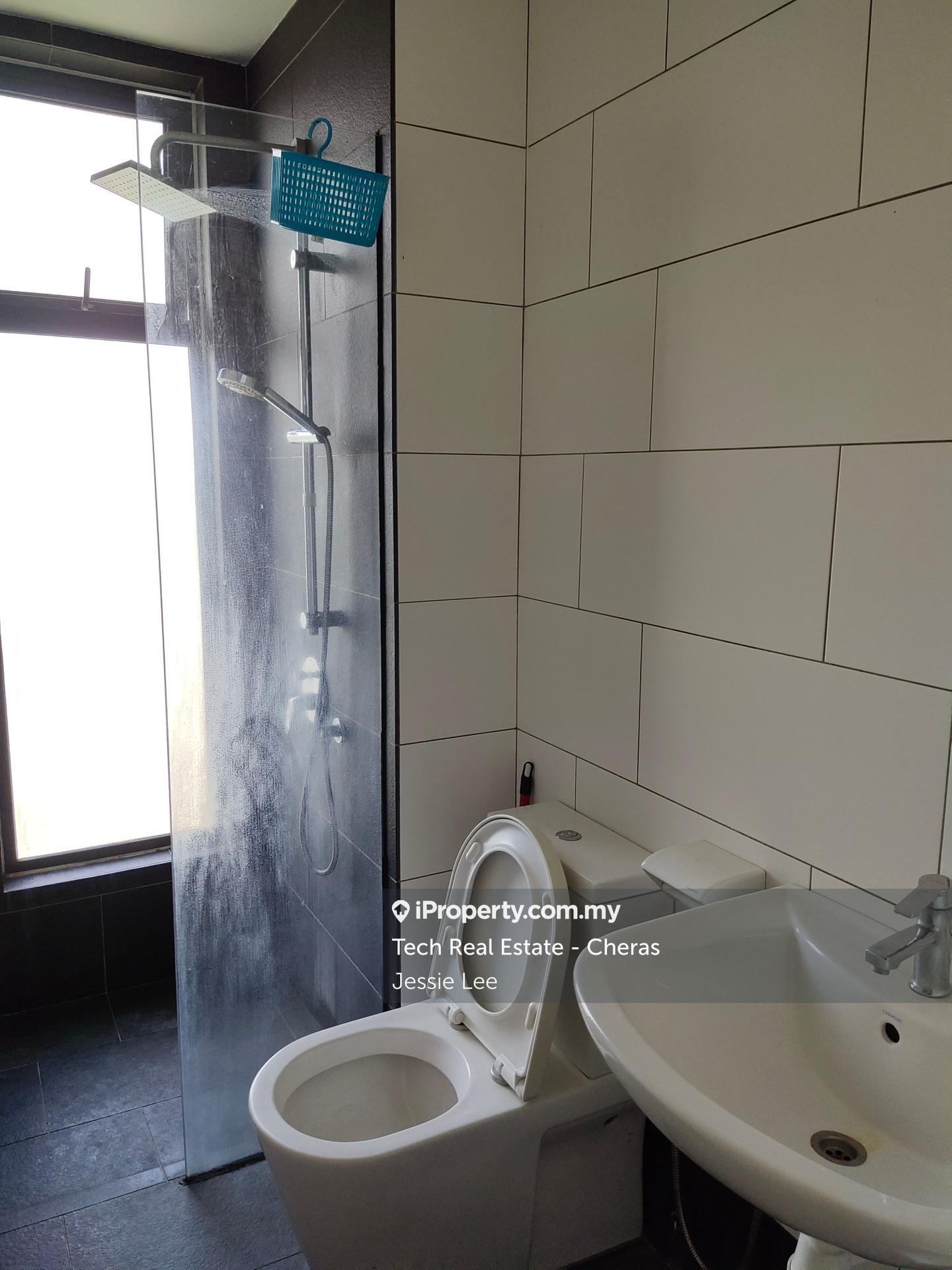 Residensi Servis untuk Dijual di Univ 360 Place oleh Jessie Lee - iProperty.com.my