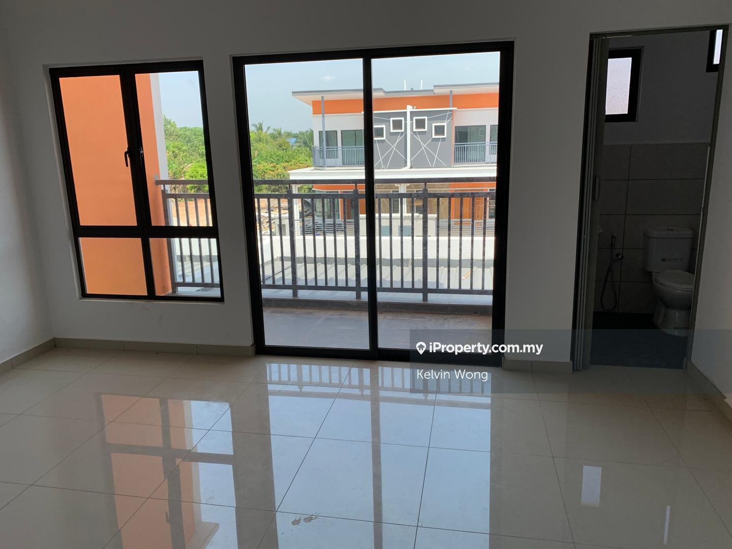 Rumah Berangkai 2 Tingkat untuk Dijual di Jalan meru, Klang oleh Kelvin Wong - iProperty.com.my