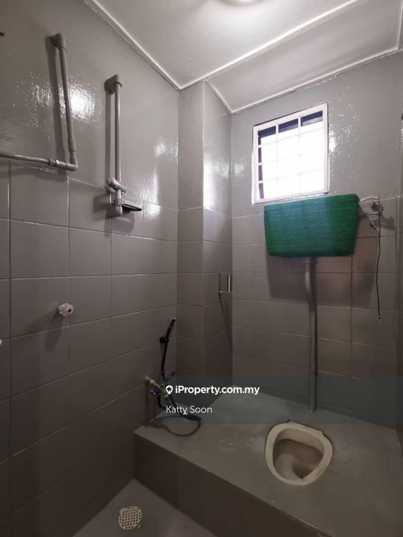 Pangsapuri untuk Dijual di Pangsapuri Kempas oleh Katty Soon - iProperty.com.my
