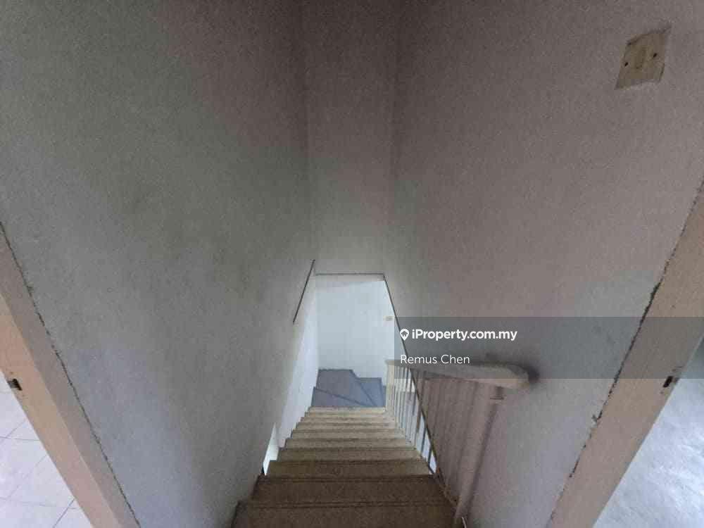 2-storey Terraced House for Sale in Taman Universiti Indah, Seri Kembangan by Remus Chen - iProperty.com.my