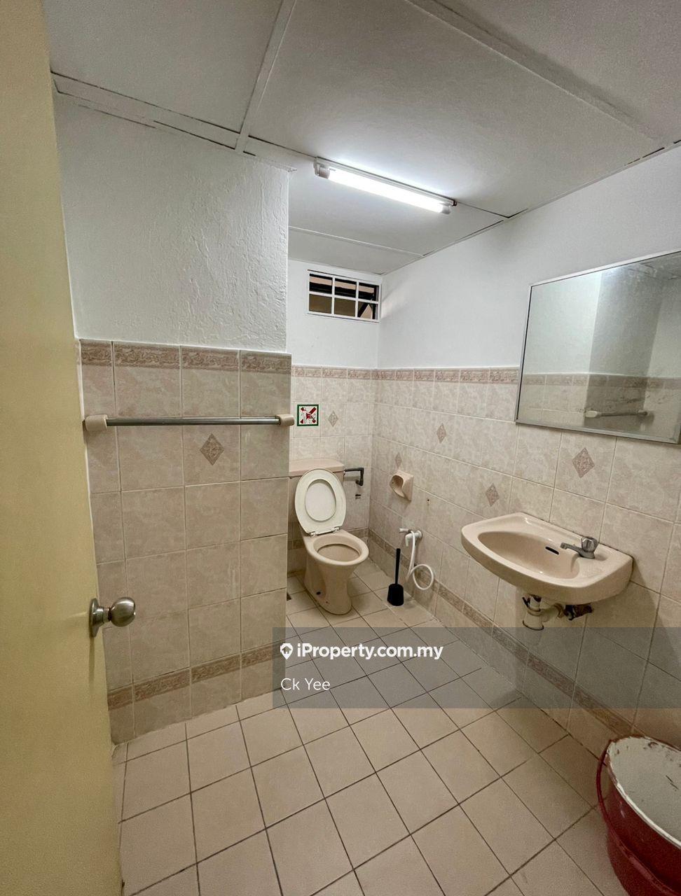 Condominium for Rent in Vista Komanwel B by Ck Yee - iProperty.com.my