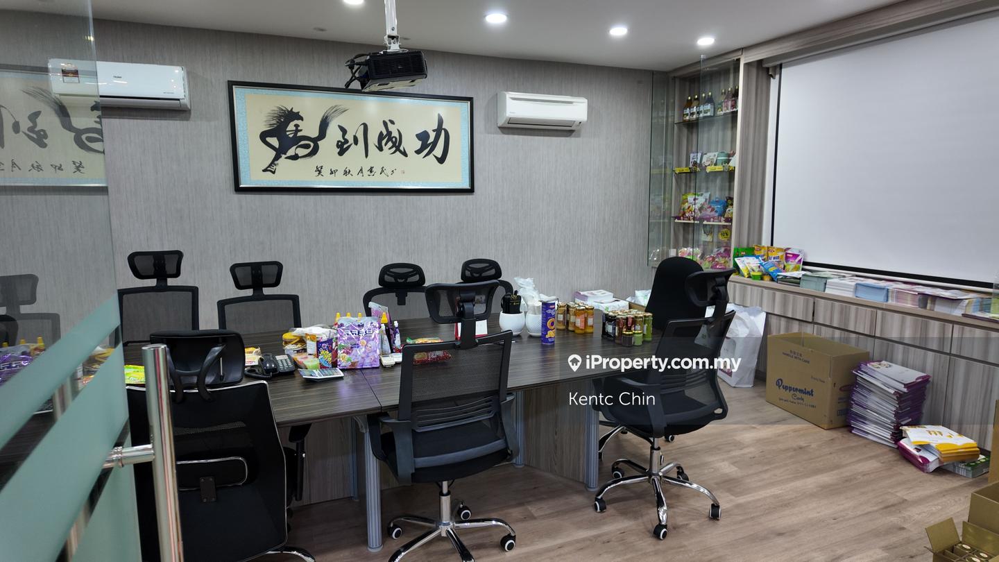Semi-D Factory for Sale in Hi-Tech Industrial Park, Semenyih by Kentc Chin - iProperty.com.my