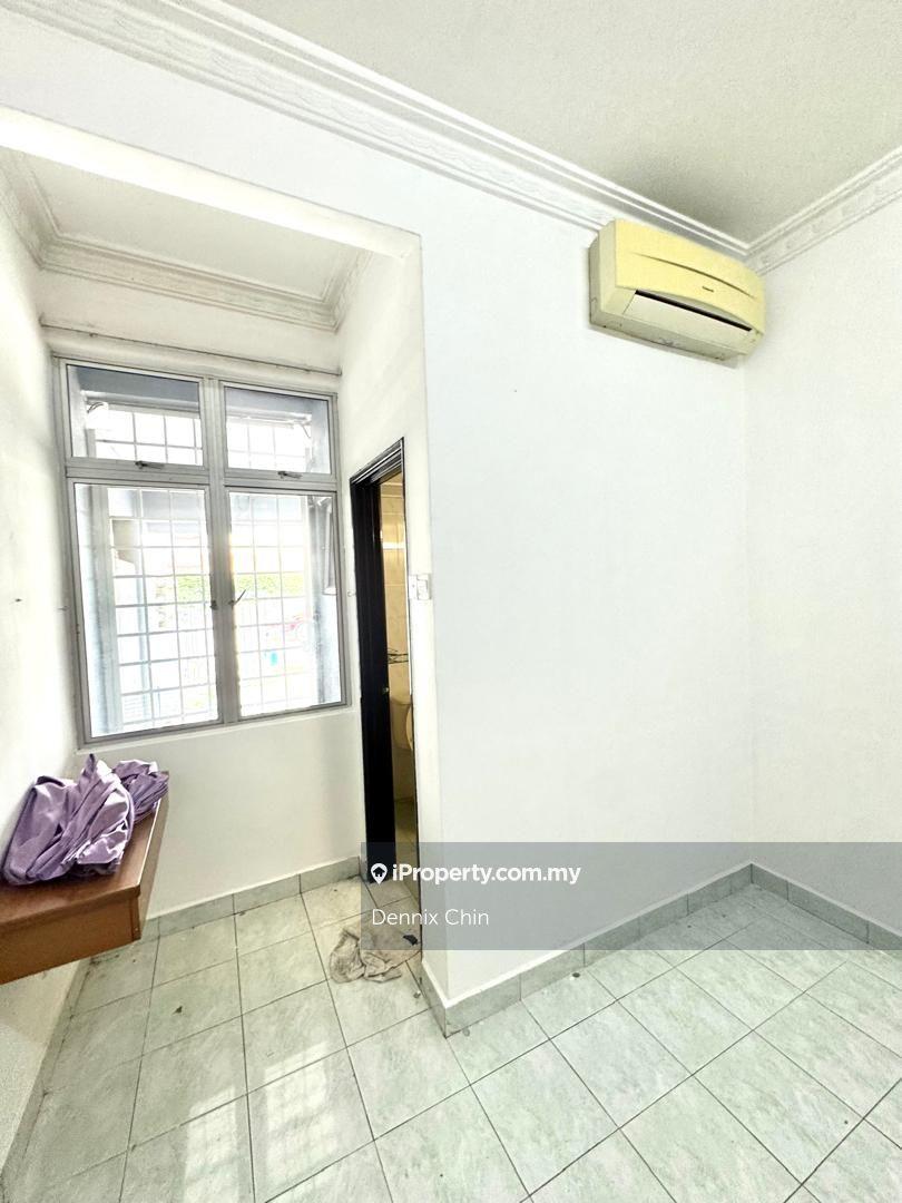 Rumah Bandar untuk Dijual di Taman Lagenda Mas, Cheras oleh Dennix Chin - iProperty.com.my