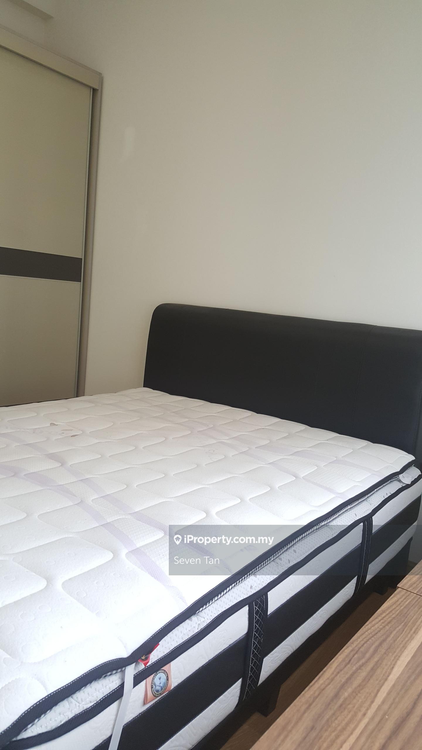 Condominium for Rent in Amberside @ Country Garden Danga Bay by Seven Tan - iProperty.com.my