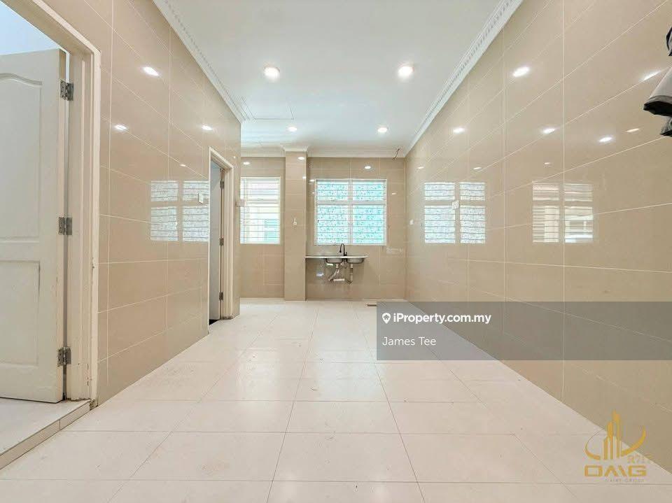 Rumah Berangkai 3 Tingkat untuk Dijual di Setia Utama, Setia Alam oleh James Tee - iProperty.com.my