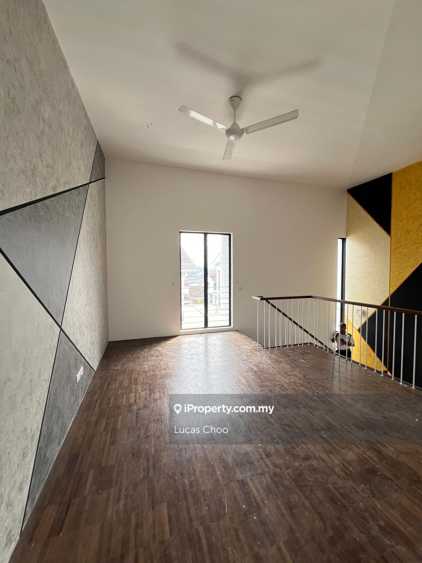Rumah Berangkai 2.5 Tingkat untuk Dijual di 20Trees Residence @Courtyard Home, Ulu Kelang oleh Lucas Choo - iProperty.com.my