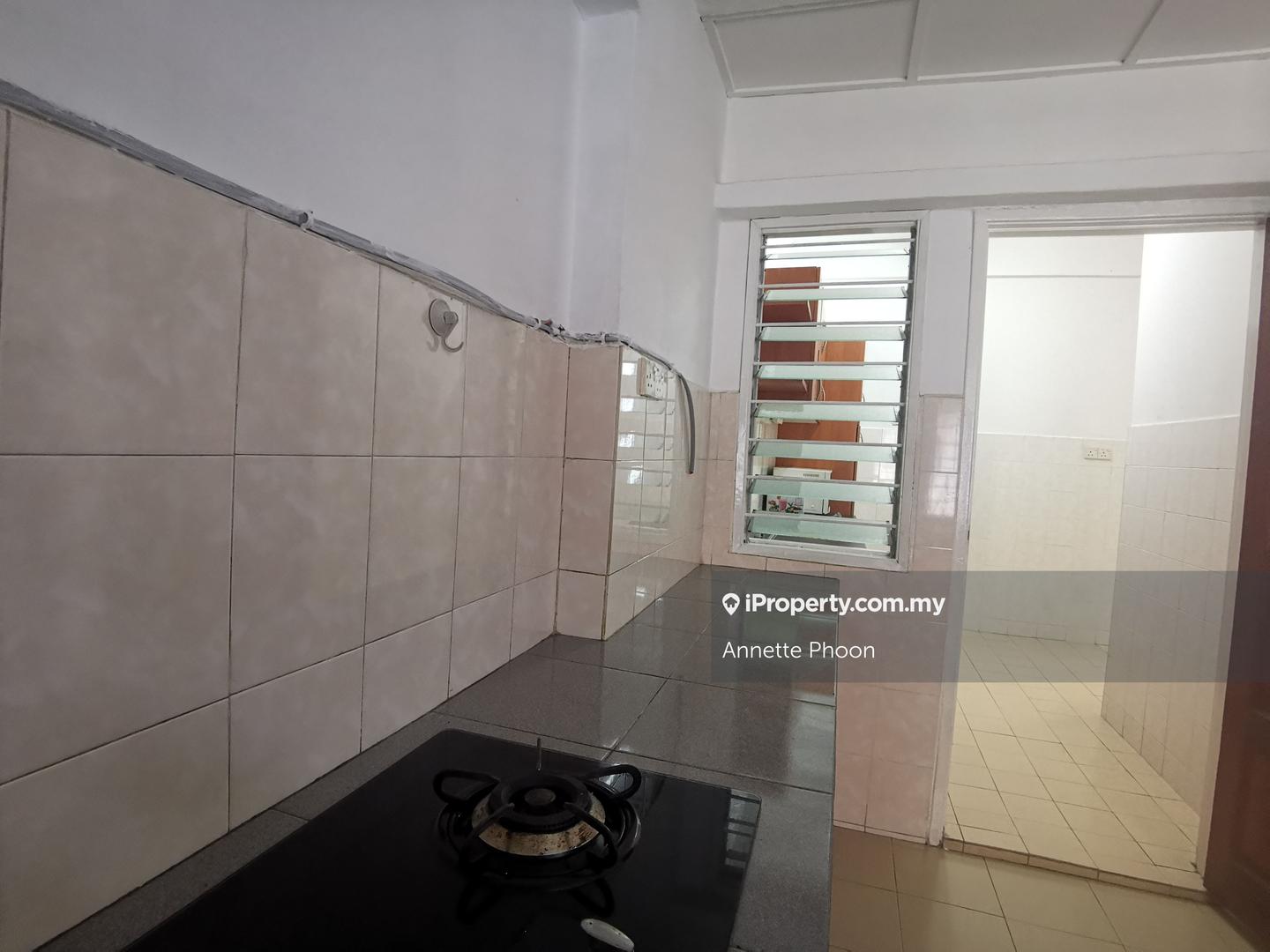 Rumah Berangkai 2 Tingkat untuk Dijual di Tropicana Indah, Kota Damansara oleh Annette Phoon - iProperty.com.my