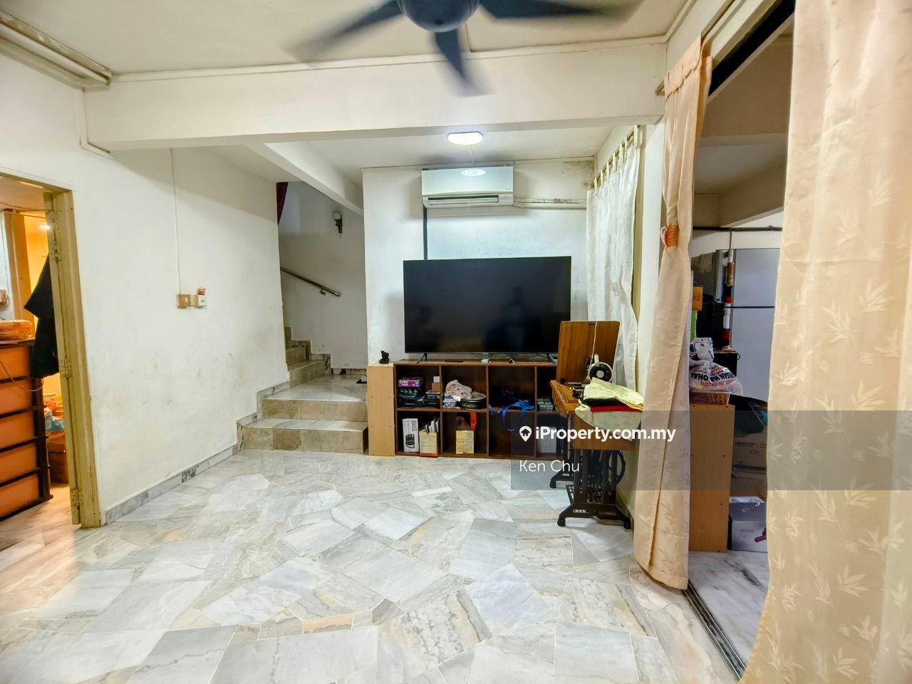 2.5-storey Terraced House for Sale in Taman Bukit Permai, Ampang by Ken Chu - iProperty.com.my