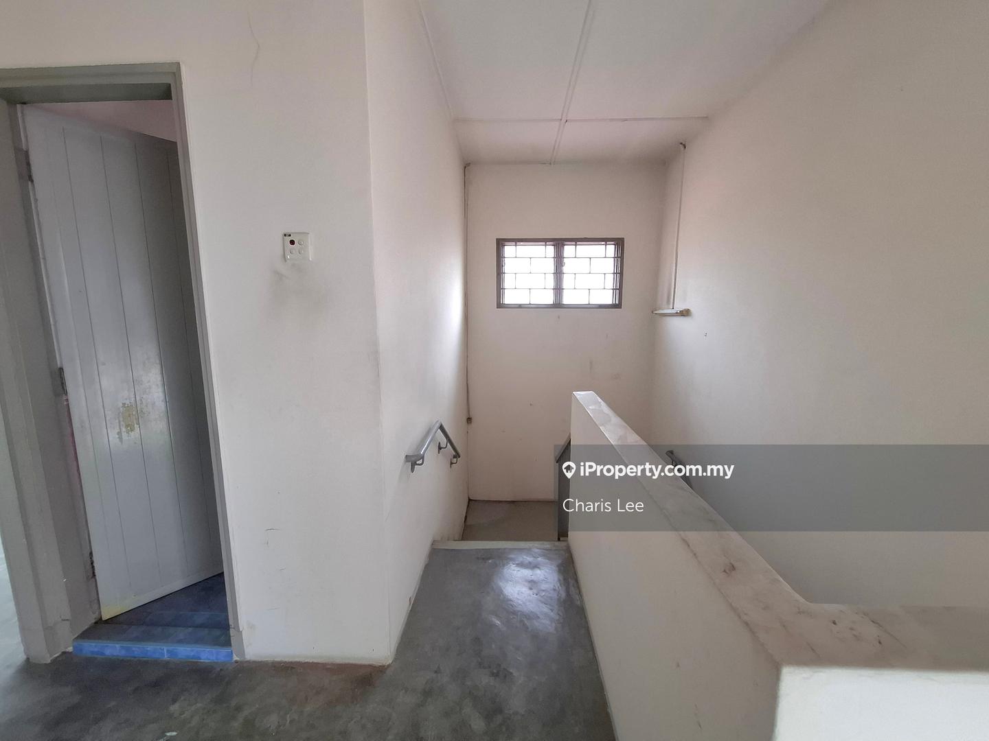 Rumah Berangkai 2 Tingkat untuk Dijual di Seksyen 17, Petaling Jaya oleh Charis Lee - iProperty.com.my