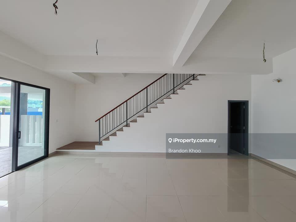 Rumah Berangkai 2 Tingkat untuk Dijual di Taman Sierra Hijauan, Ampang oleh Brandon Khoo - iProperty.com.my