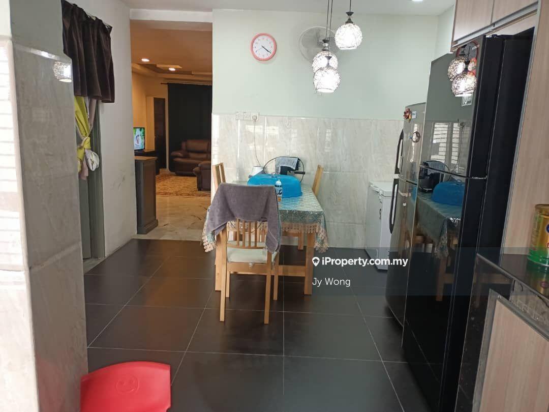 Rumah Berangkai 2 Tingkat untuk Dijual di Saujana Puchong, Puchong oleh Jy Wong - iProperty.com.my
