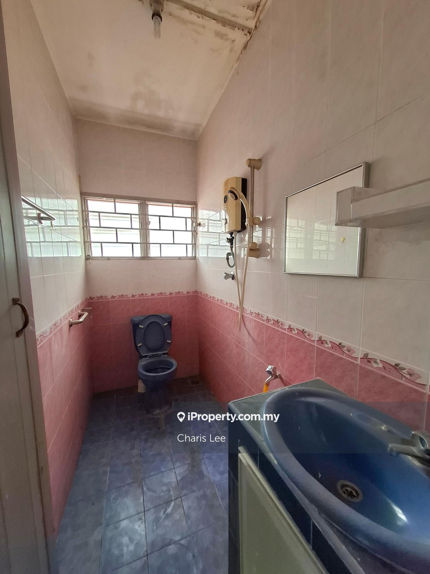 Rumah Berangkai 2 Tingkat untuk Dijual di Seksyen 17, Petaling Jaya oleh Charis Lee - iProperty.com.my